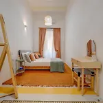 Traditional Maltese Townhouse Wt Terrace And Pool By Buena Vista Senglea