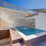 Traditional Maltese Townhouse Wt Terrace And Pool By Buena Vista *