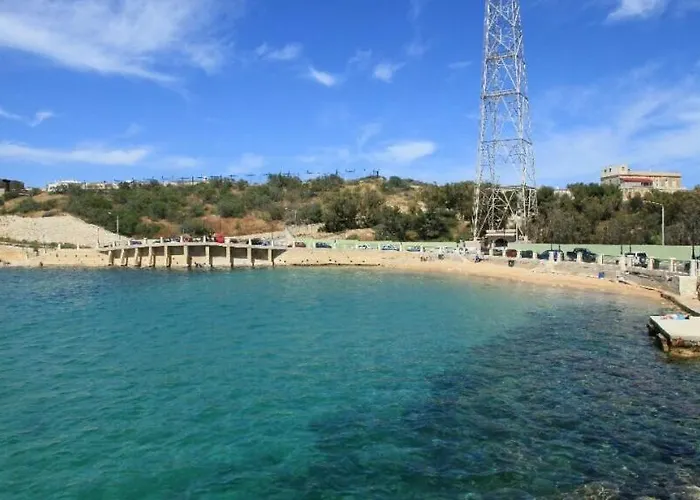 Traditional Maltese Townhouse Wt Terrace And Pool By Buena Vista * 센글리아