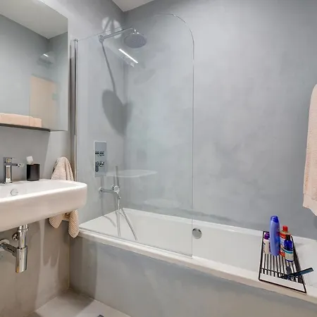 Holiday home Traditional Maltese Townhouse Wt Terrace And Pool