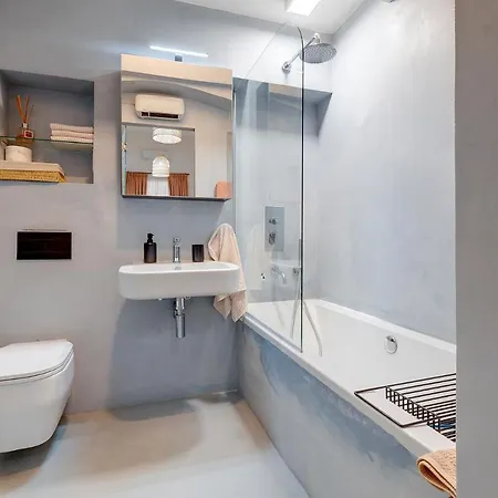 Traditional Maltese Townhouse Wt Terrace And Pool בית נופש סנגלאה