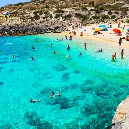 Ferienhaus Traditional Maltese Townhouse Wt Terrace And Pool *