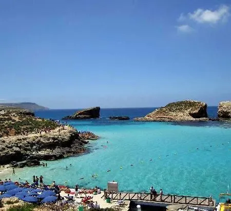 Traditional Maltese Townhouse Wt Terrace And Pool בית נופש *