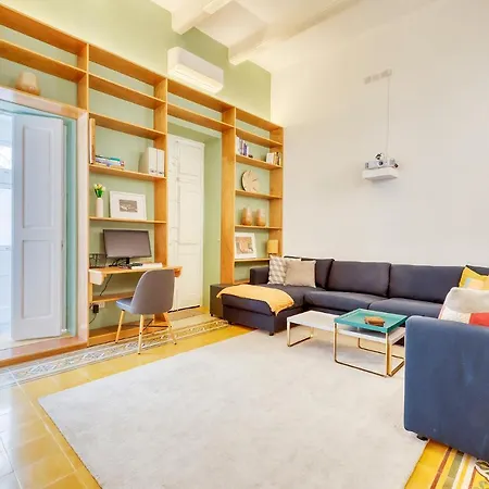 Traditional Maltese Townhouse Wt Terrace And Pool *