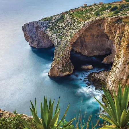 Traditional Maltese Townhouse Wt Terrace And Pool בית נופש *