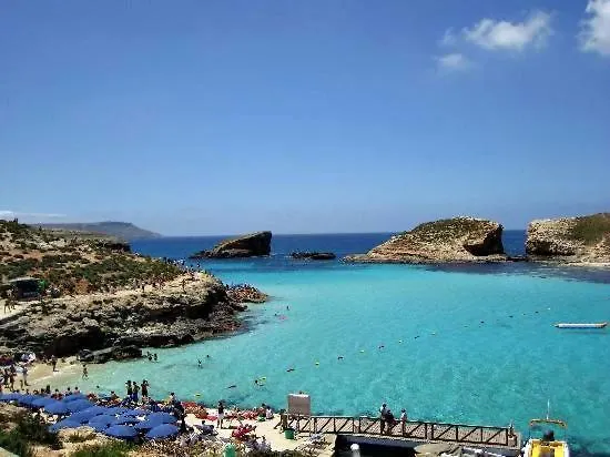 Traditional Maltese Townhouse Wt Terrace And Pool By Buena Vista 펜션 *